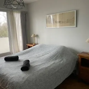 https://la-mer-vos-pieds-la-plage-50m.inbrittany.com